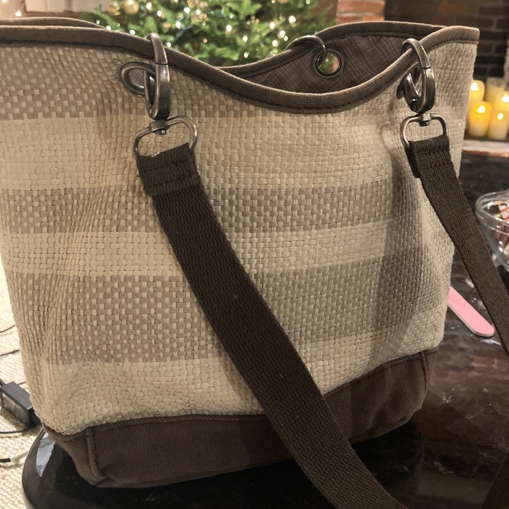 Brown shoulder bag from Thirty-One